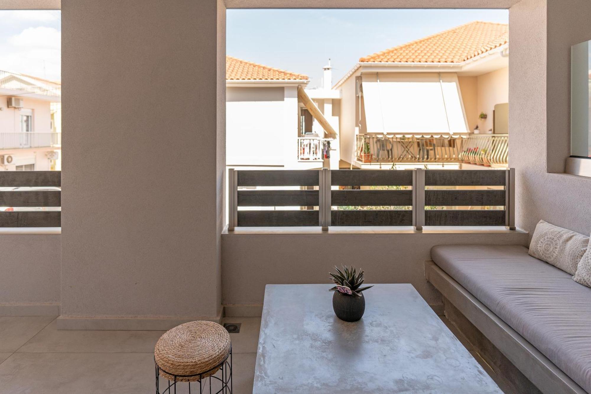 Brand New Flat Near De Bosset Bridge, Argostoli Apartment Exterior foto